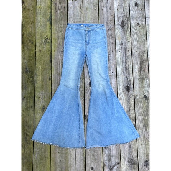 Free People Super Flare Light Wash Bell Bottom Jeans 18 Inch Flare Boho Festival - Picture 1 of 7